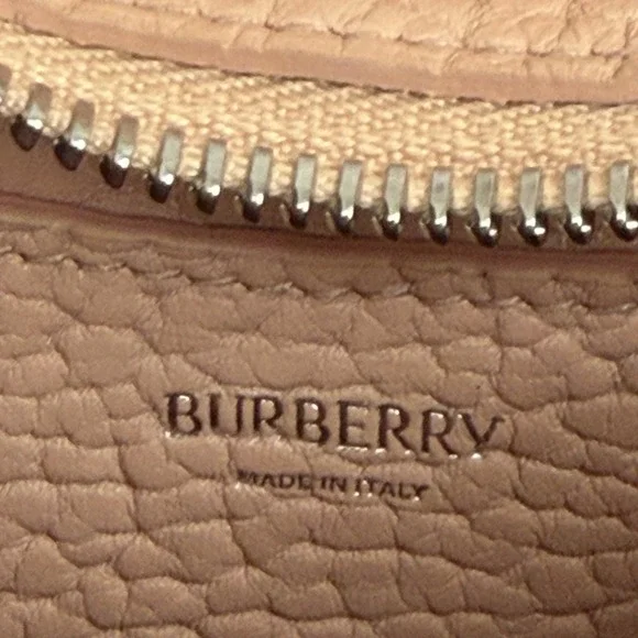 Burberry Leather Small Chess Baguette Shoulder Bag Purse Blush NWT $2190 Dust Ba - Picture 13 of 14